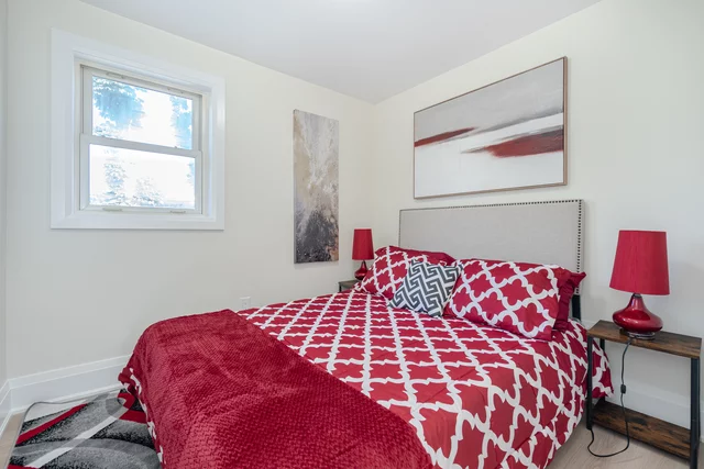 139 Gladstone Avenue, Oshawa - photo 18