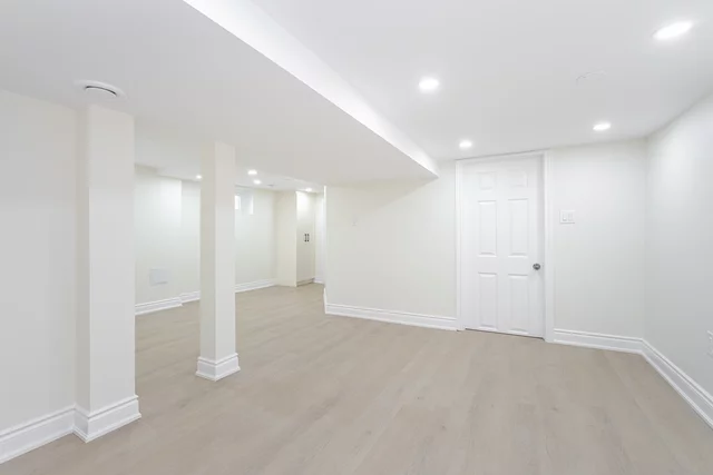 139 Gladstone Avenue, Oshawa - photo 28