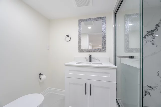 139 Gladstone Avenue, Oshawa - photo 31