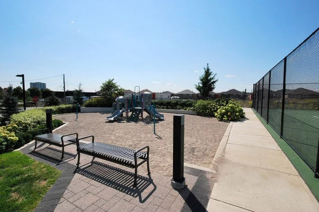 #1617-335 Rathburn Road West, Mississauga - photo 35