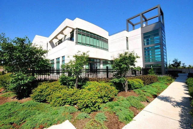 #1617-335 Rathburn Road West, Mississauga - photo 38