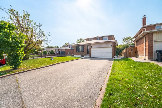 83 Fairglen Avenue, Brampton - photo 2