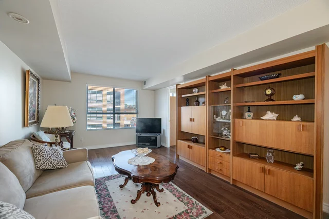 #307-121 Woodbridge Avenue, Vaughan - photo 18
