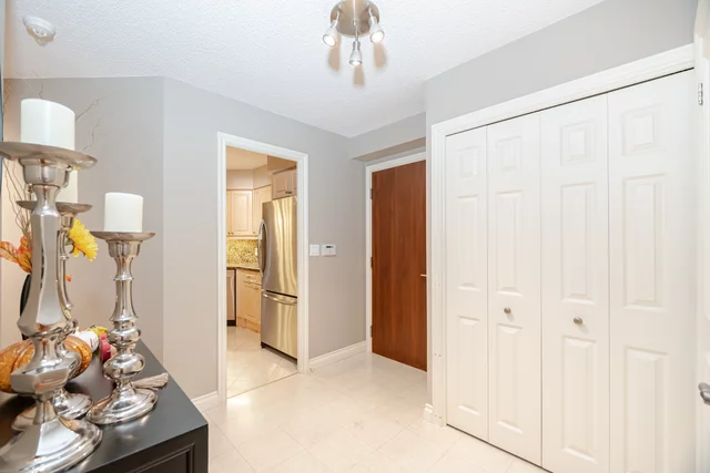 #3708-1 Palace Pier Court, Etobicoke - photo 6