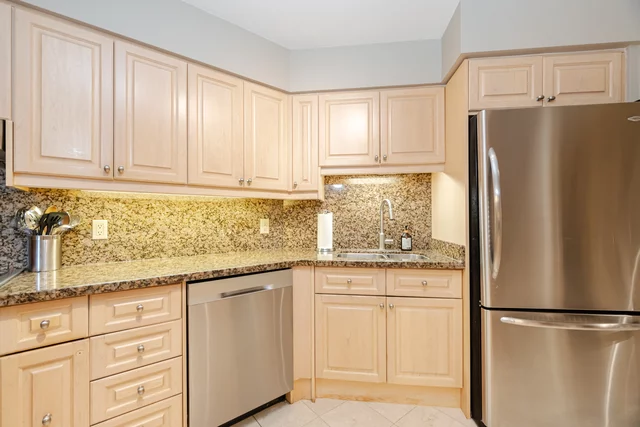 #3708-1 Palace Pier Court, Etobicoke - photo 11