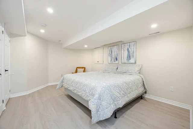 1095 Old Oak Drive, Oakville - photo 48