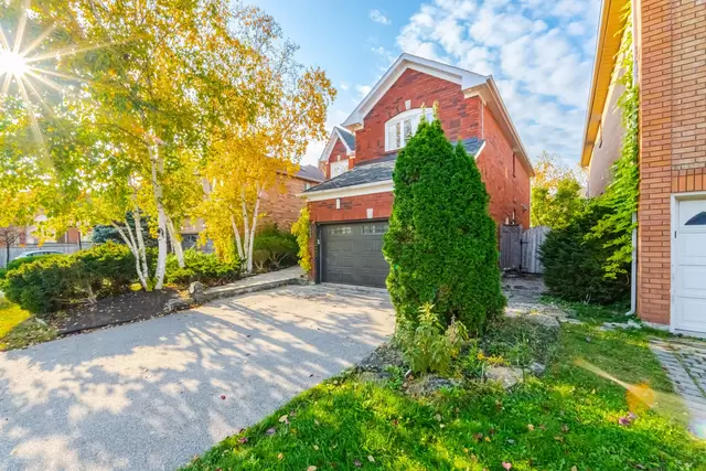 1095 Old Oak Drive, Oakville - photo 3