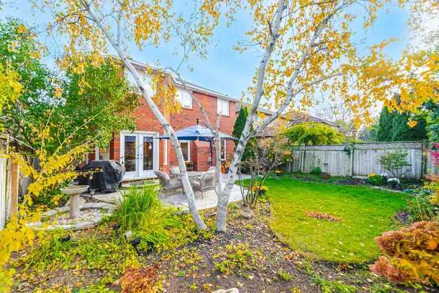 1095 Old Oak Drive, Oakville - photo 60