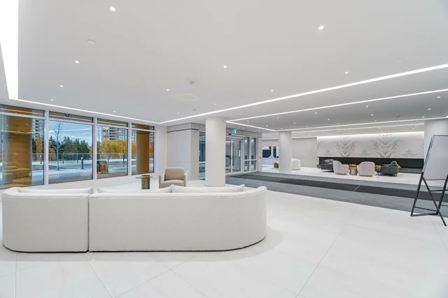 #B226-50 Upper Mall Way, Vaughan - photo 2