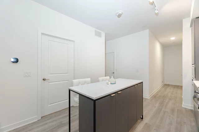 #B226-50 Upper Mall Way, Vaughan - photo 11