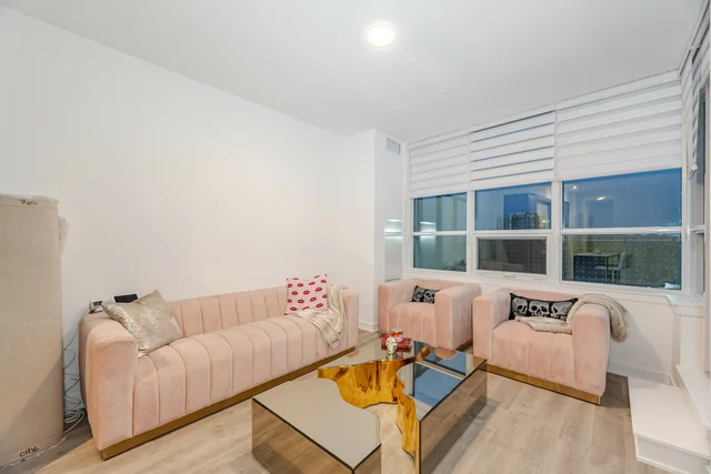 #B226-50 Upper Mall Way, Vaughan - photo 13