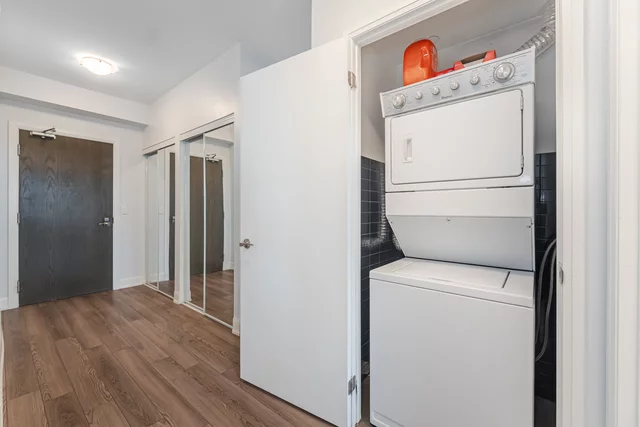 #1909-2910 Highway 7, Vaughan - photo 26