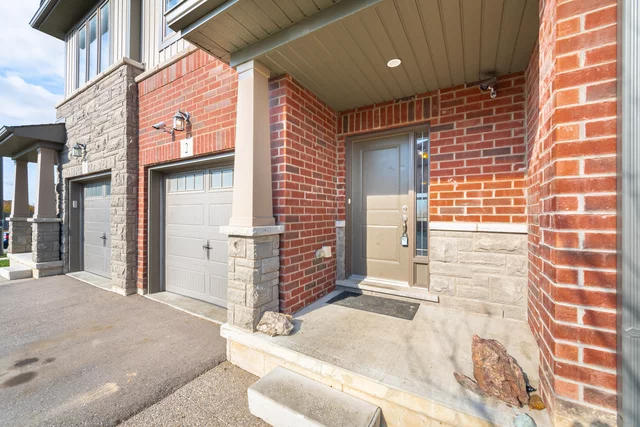 #2-77 Diana Avenue, Brantford - photo 3