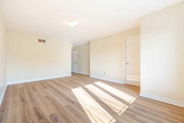 #2-77 Diana Avenue, Brantford - photo 21