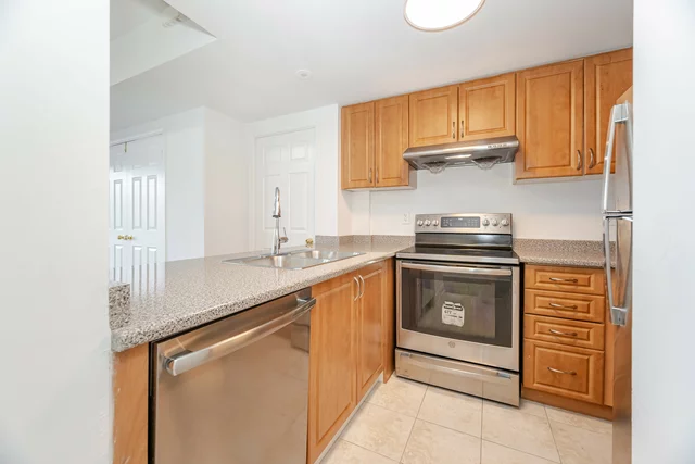 #2034-3043 Finch Avenue West, North York - photo 10