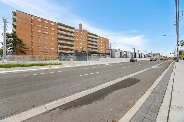#2034-3043 Finch Avenue West, North York - photo 38