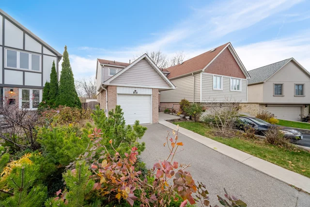 46 Lafferty Street, Etobicoke - photo 3