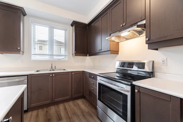 908 Sumac Crescent, Milton - photo 13