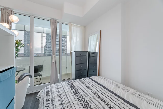 #1605-3900 Confederation Parkway, Mississauga - photo 24