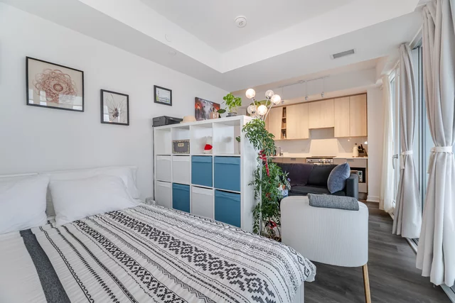 #1605-3900 Confederation Parkway, Mississauga - photo 25