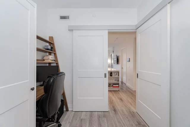#616-21 Park Street East, Mississauga - photo 27
