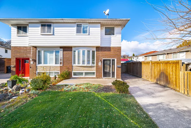 5 Merrydrew Court, Mississauga - photo 1