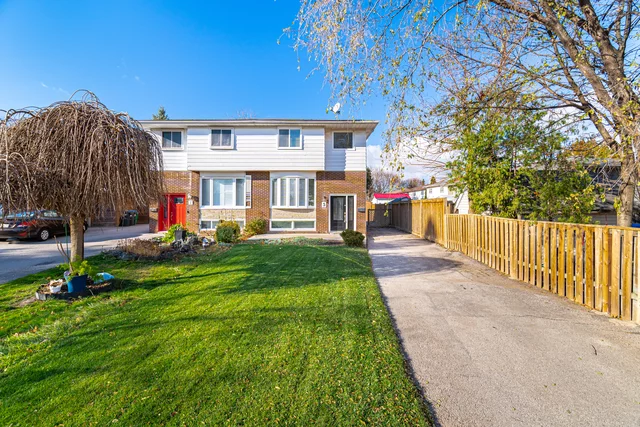 5 Merrydrew Court, Mississauga - photo 2