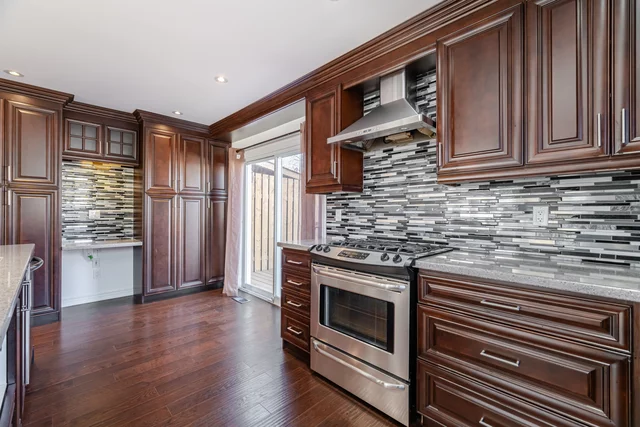 5 Merrydrew Court, Mississauga - photo 16