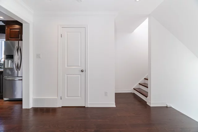 5 Merrydrew Court, Mississauga - photo 20