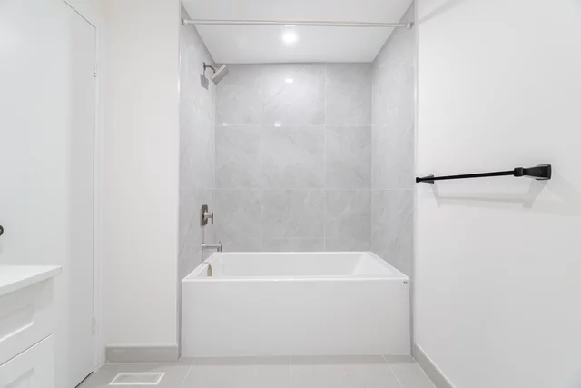 5 Merrydrew Court, Mississauga - photo 34