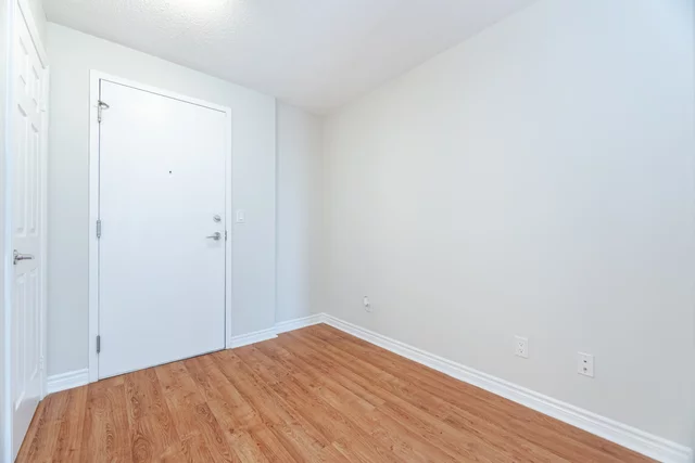 #2431-3888 Duke of York Boulevard, Mississauga - photo 5