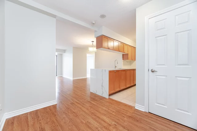 #2431-3888 Duke of York Boulevard, Mississauga - photo 6