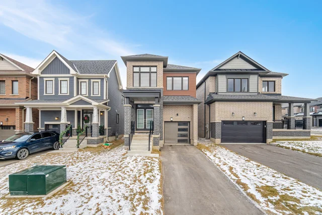 112 Lilac Circle, Haldimand - photo 2
