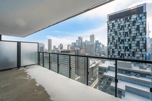 #2208-488 University Avenue, Toronto - photo 29