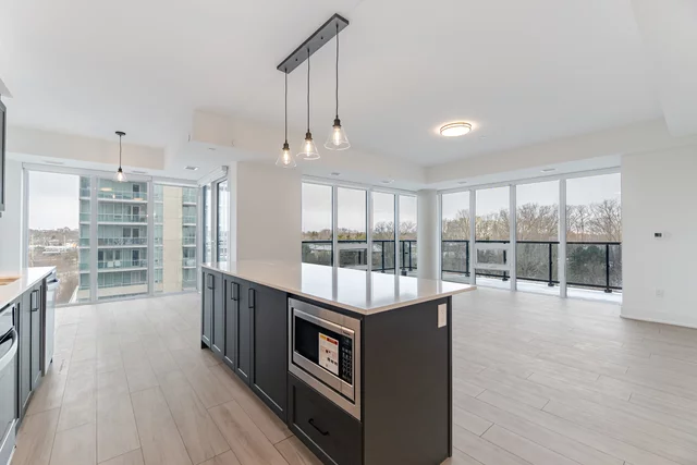 #602-1035 Southdown Road, Mississauga - photo 5