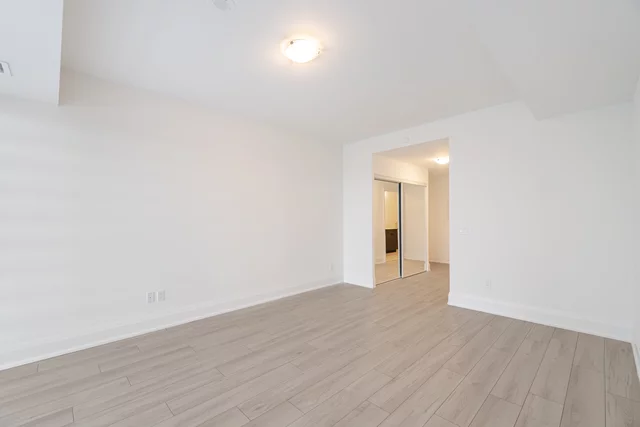 #602-1035 Southdown Road, Mississauga - photo 18
