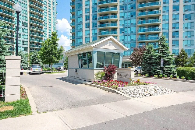 #307-2585 Erin Centre Boulevard, Mississauga - photo 2
