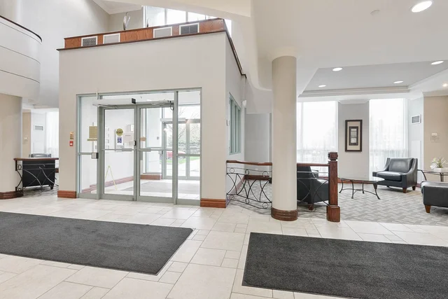 #307-2585 Erin Centre Boulevard, Mississauga - photo 4