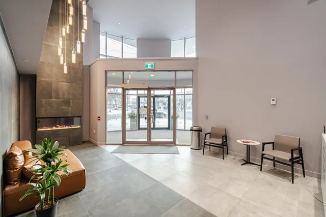 #715-2433 Dufferin Street, York - photo 3