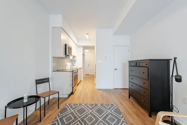 #715-2433 Dufferin Street, York - photo 18