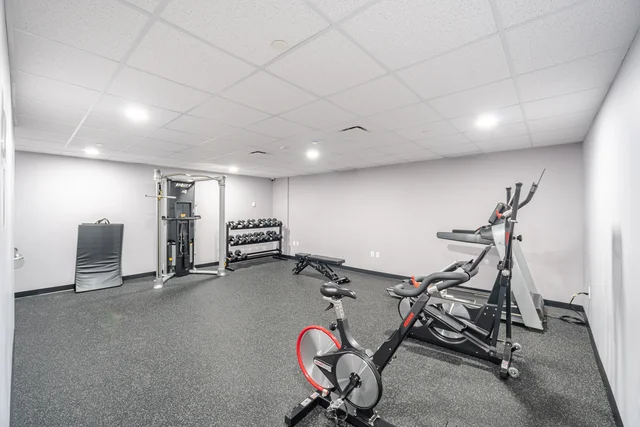 #715-2433 Dufferin Street, York - photo 33