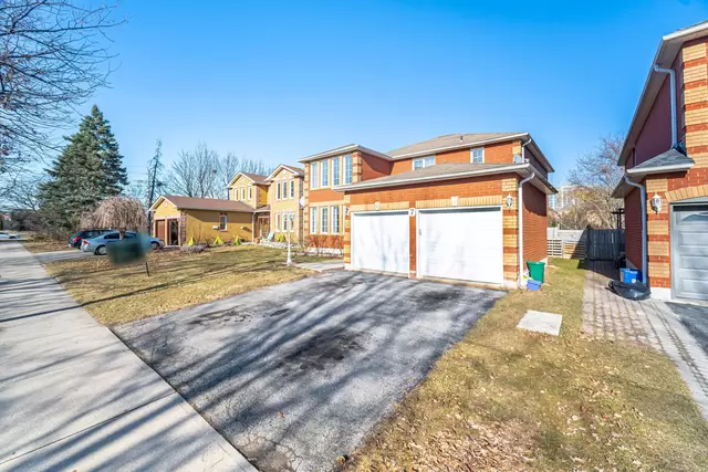 7 Holmes Crescent, Ajax - photo 5