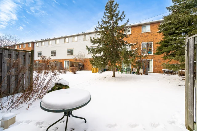 #83-80 Acorn Place, Mississauga - photo 28