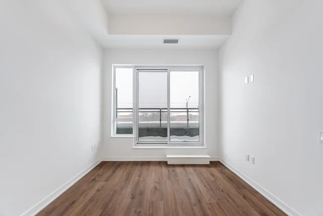 #212-395 Dundas Street West, Oakville - photo 12