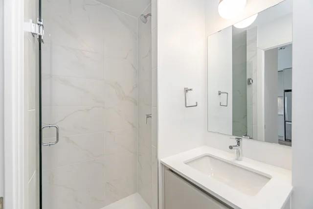 #212-395 Dundas Street West, Oakville - photo 22