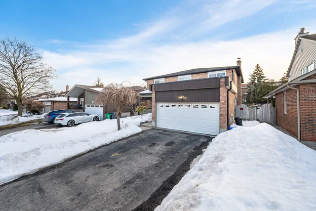 2522 Parmeer Drive, Mississauga - photo 4
