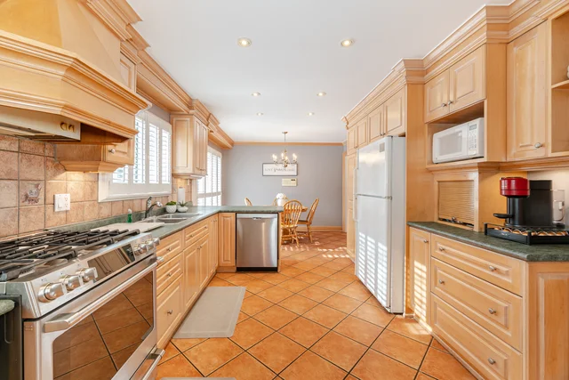 2522 Parmeer Drive, Mississauga - photo 18