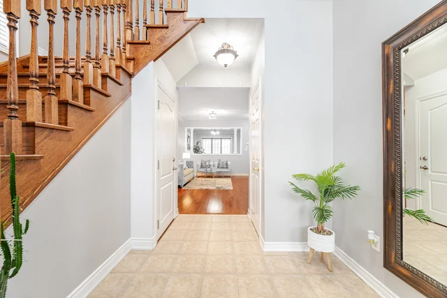 150 Fairwood Circle, Brampton - photo 19