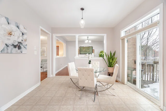 150 Fairwood Circle, Brampton - photo 30