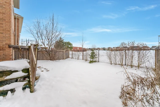 150 Fairwood Circle, Brampton - photo 62